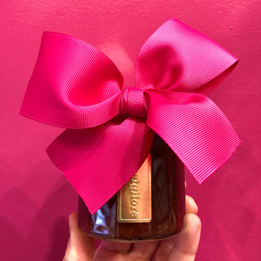 Jam jar with pink bow